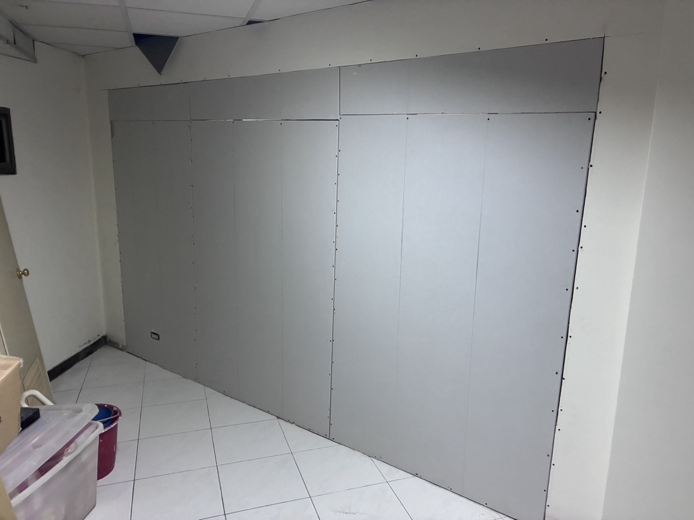 老屋翻新報價中可清楚核對的輕隔間施工範圍